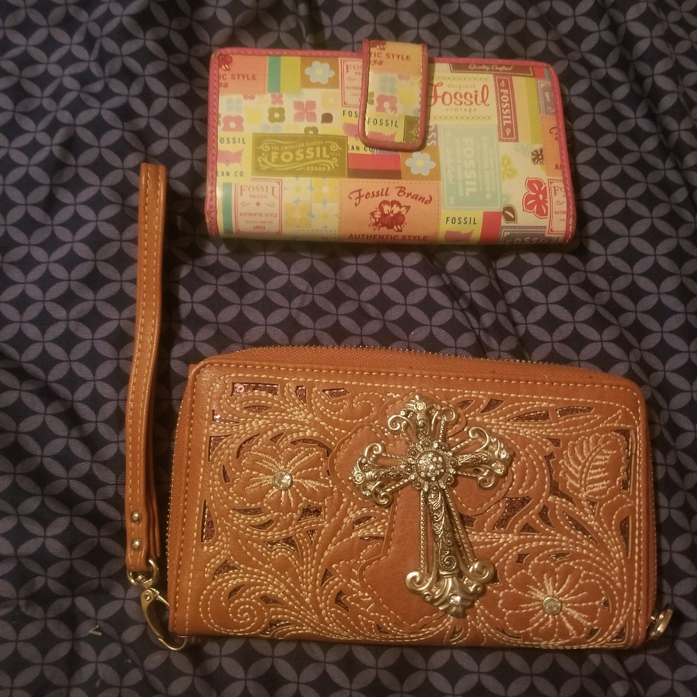 2 wallets - Picture 3 of 3